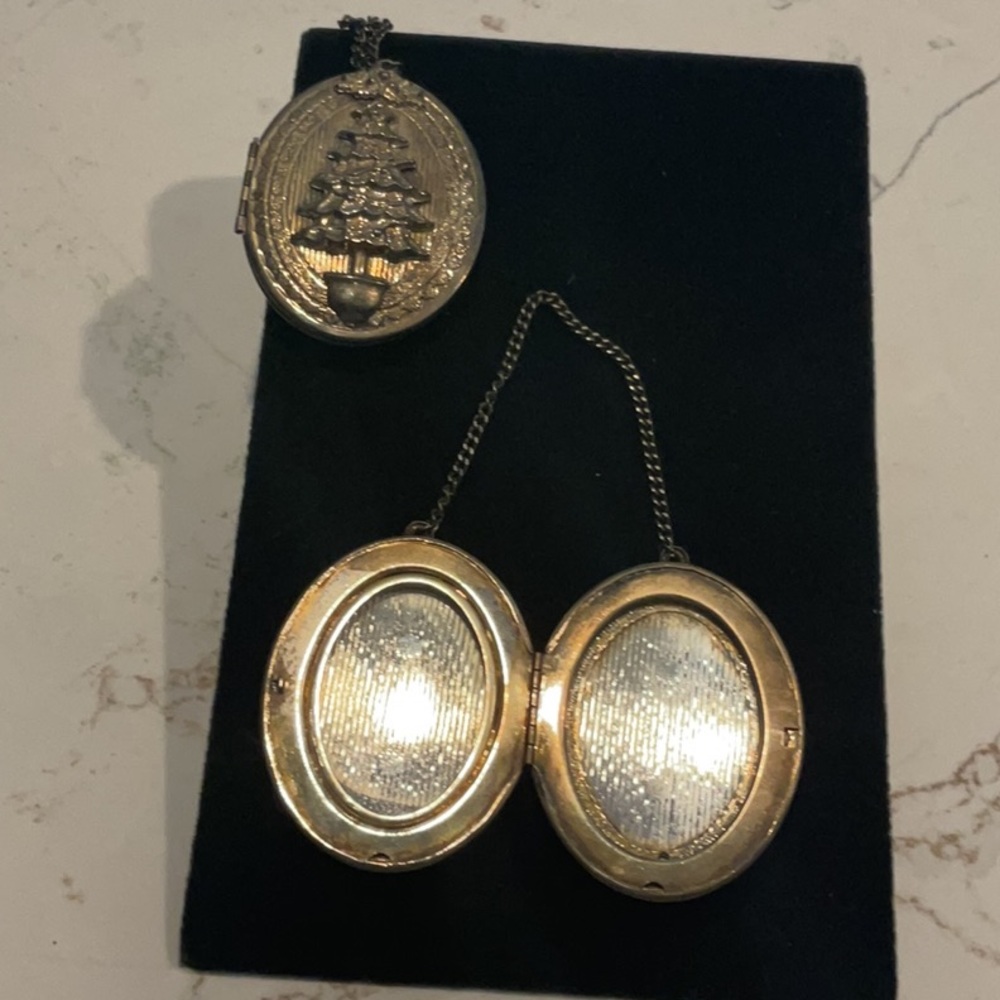 2 Silver Christmas Tree Locket Ornaments - Picture 2 of 2